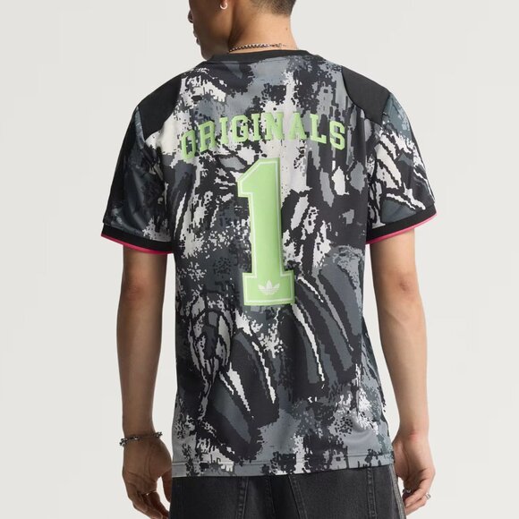 Adidas Originals Men’s Archive Allover Print Jersey KD2351, Size Medium (New) - Picture 3 of 16